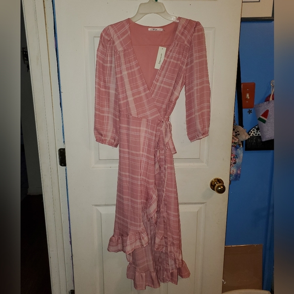 NWT Francesca's Mi Ami Pastel Plaid High Low Wrap Dress - Picture 4 of 14
